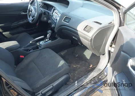 2013 Honda Civic Lx z USA, uszkodzony, nr VIN 2HGFB2F51DH591946